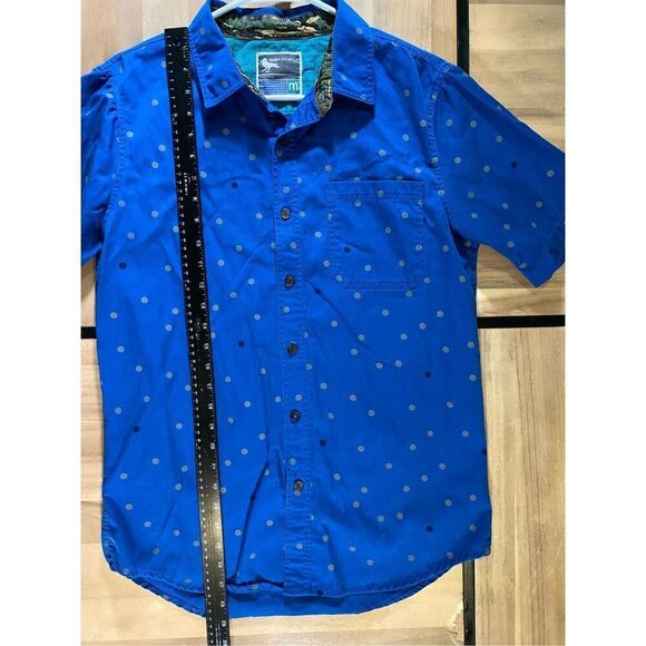 Modern Amusement Button Up Top - Picture 5 of 6